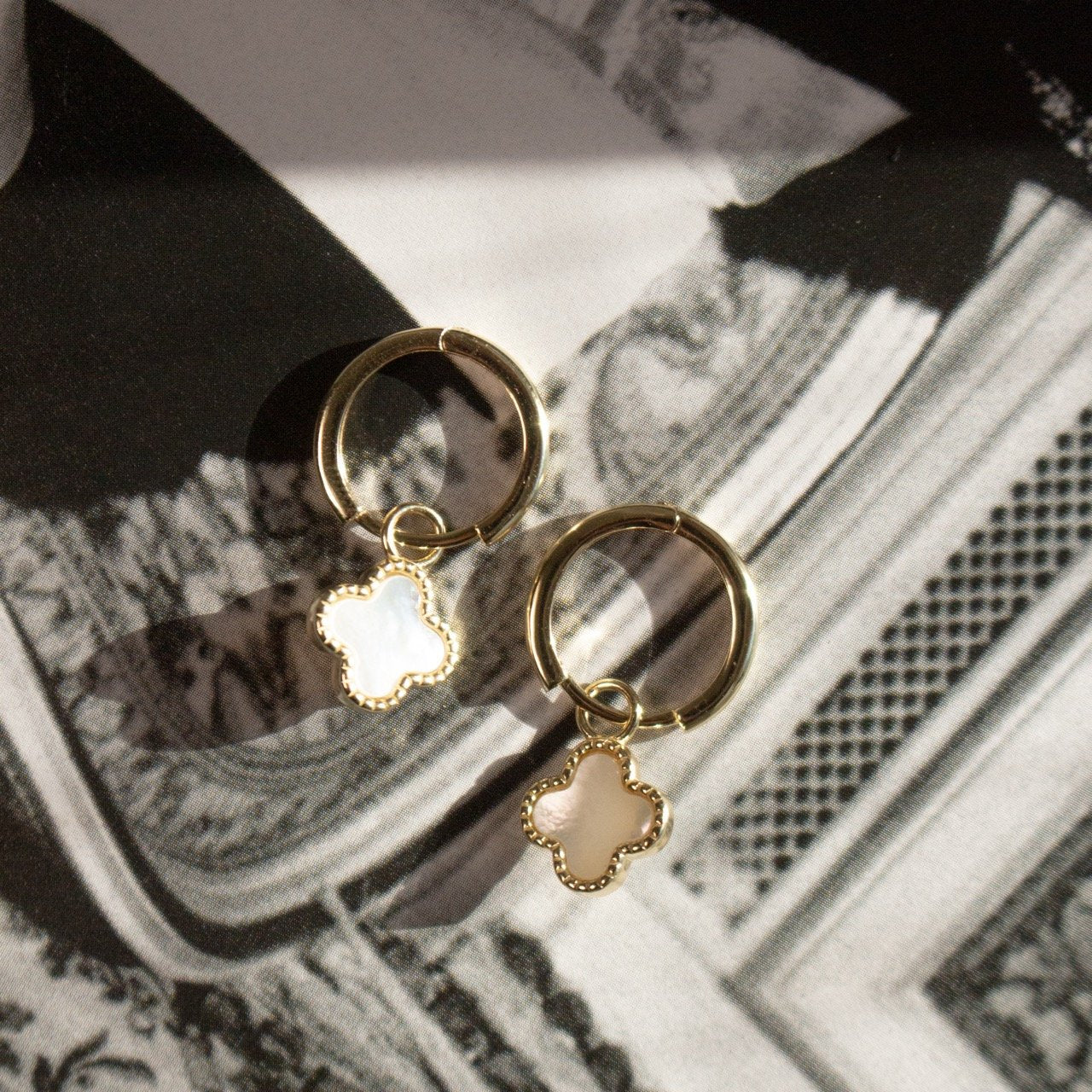 Boucles trèfles blancs (Doré)
