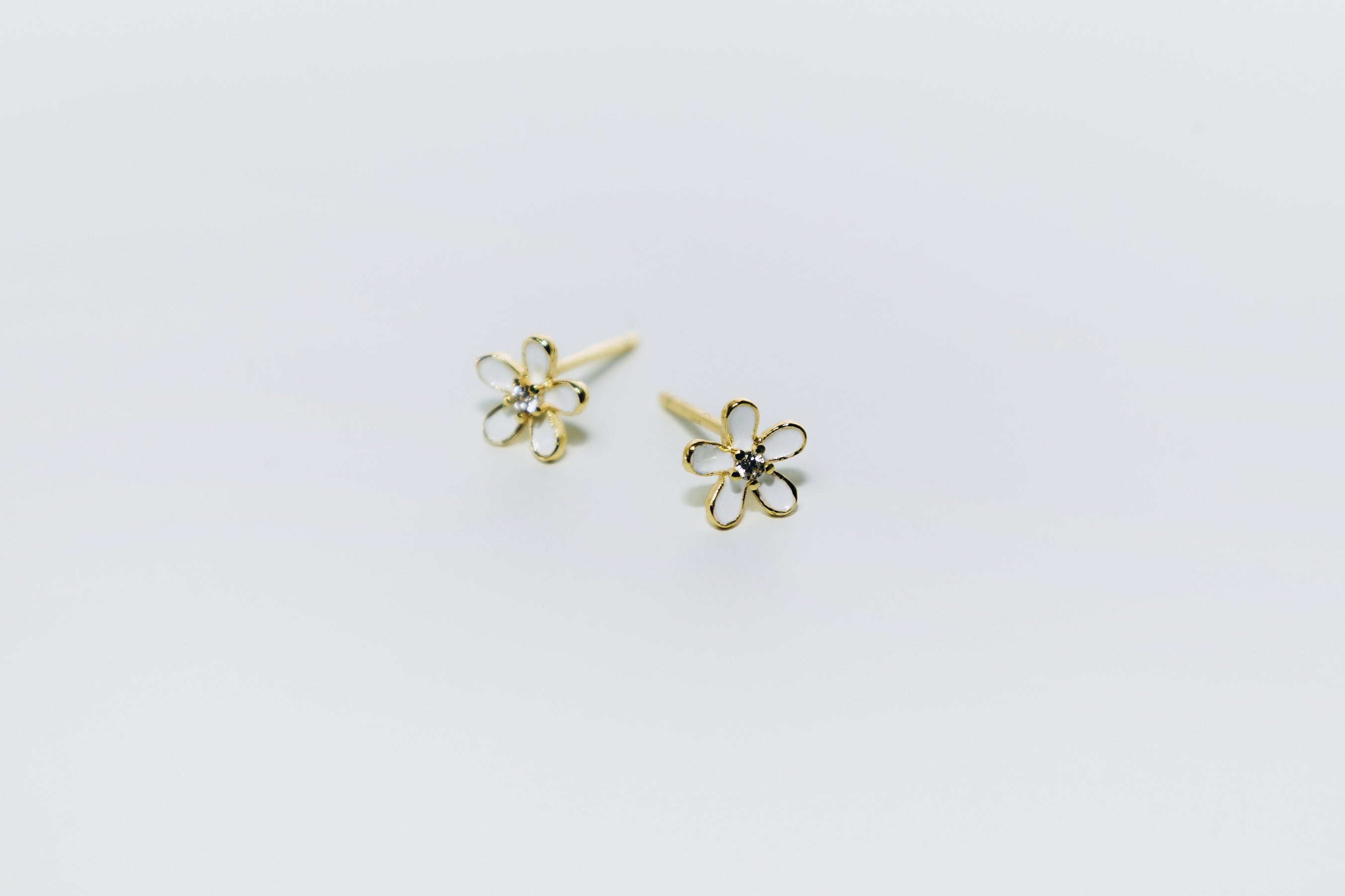 Boutons fleur blanche (Gold)