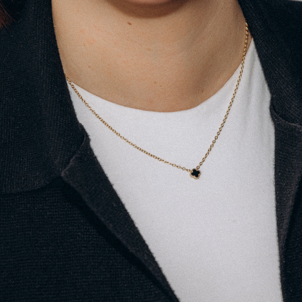 Collier trèfle noir (Doré)